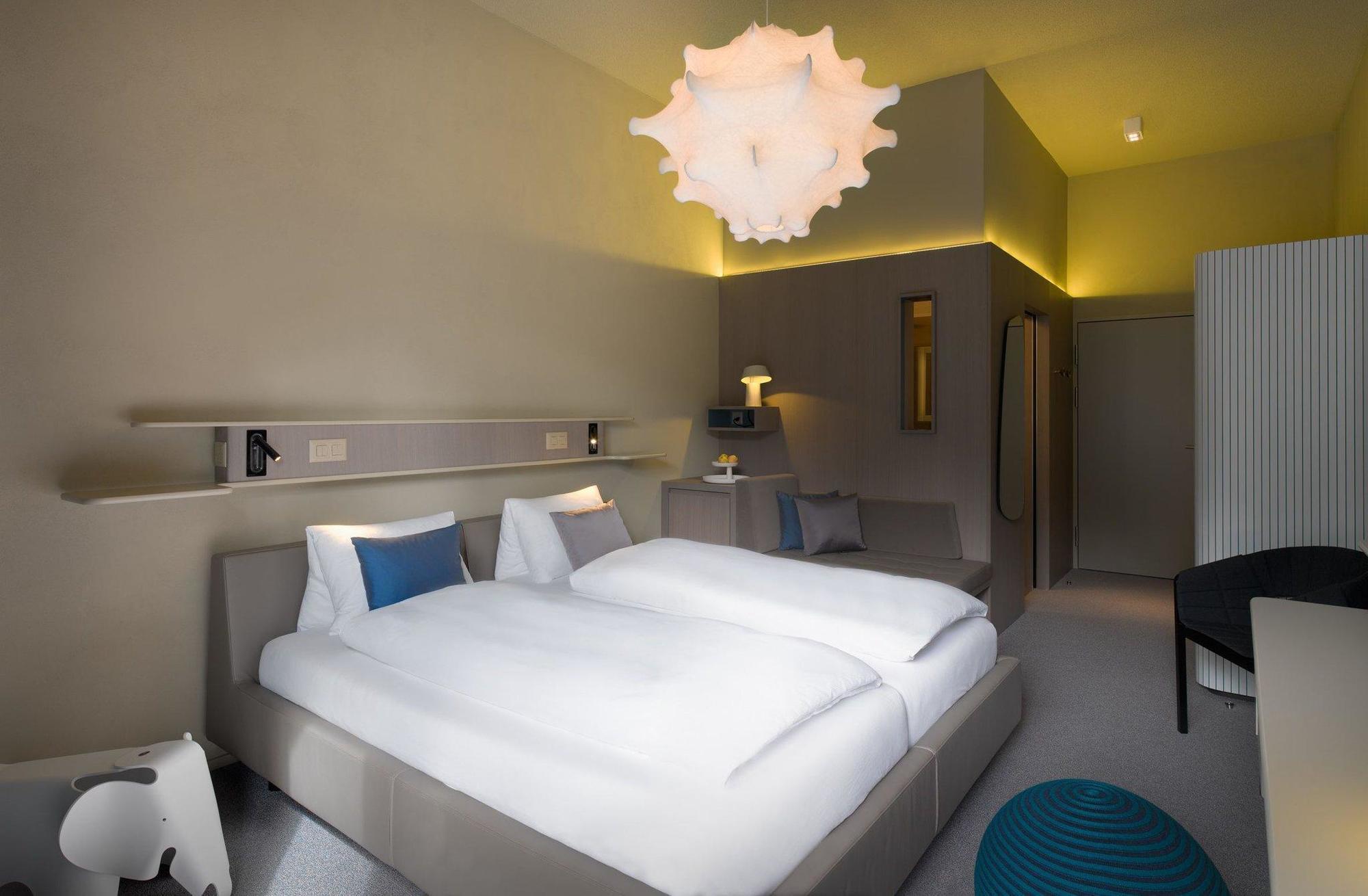 Badehotel Belvair Scuol Kültér fotó